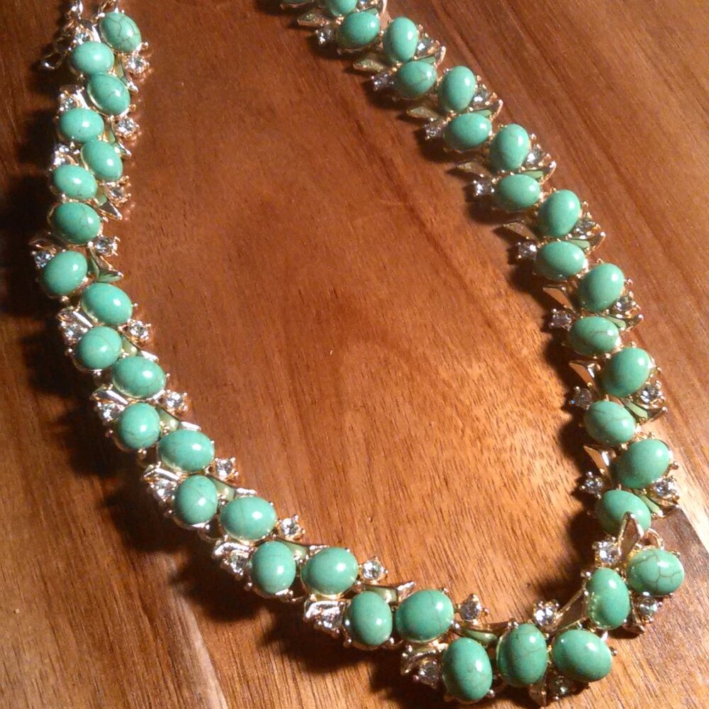 Green Howlite and White Austrian Crystal Goldtone Necklace